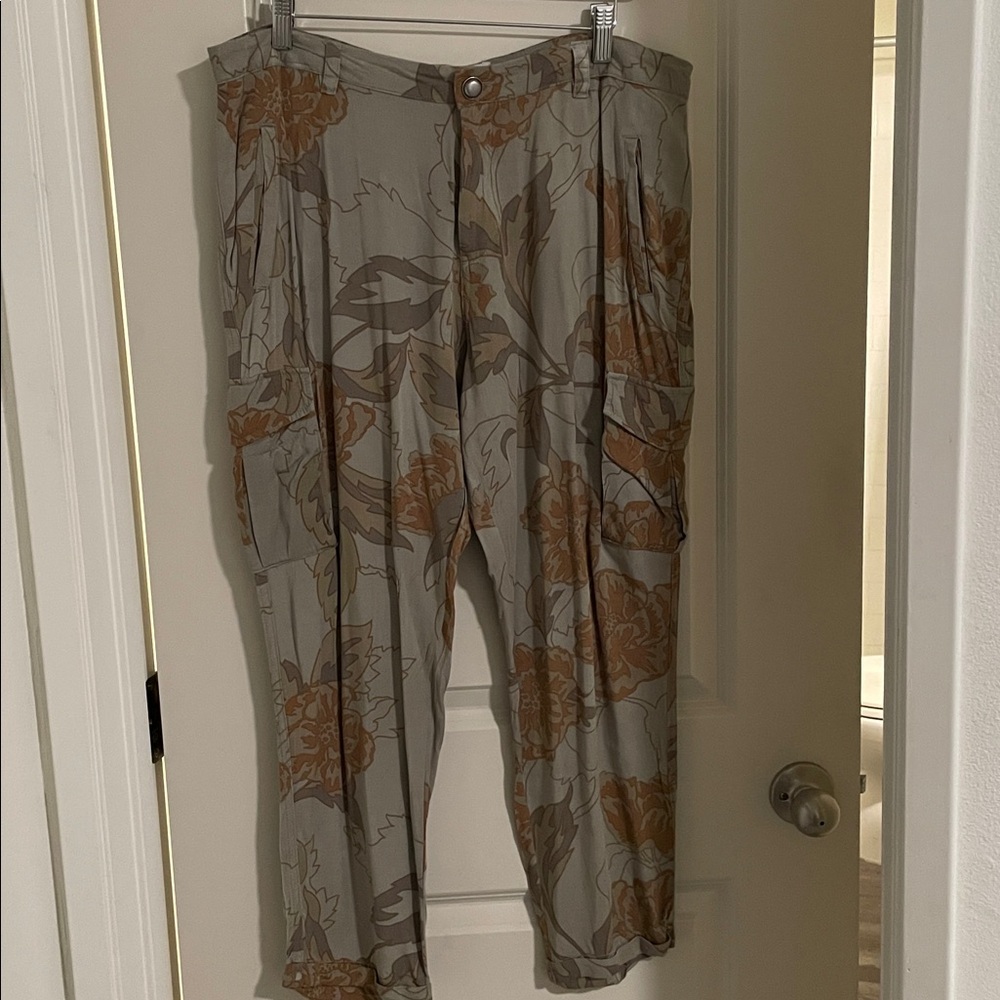 Camo colored Floral Patterned Pants